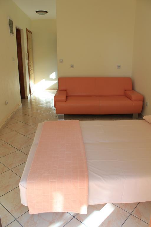 4M Apartments Petrovac Δωμάτιο φωτογραφία
