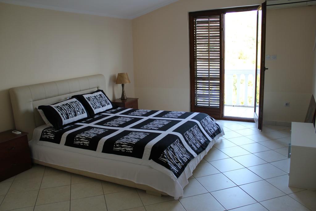 4M Apartments Petrovac Δωμάτιο φωτογραφία