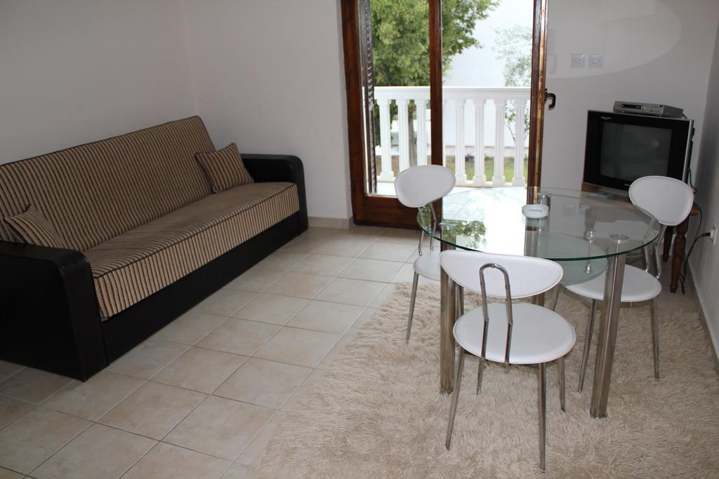 4M Apartments Petrovac Δωμάτιο φωτογραφία